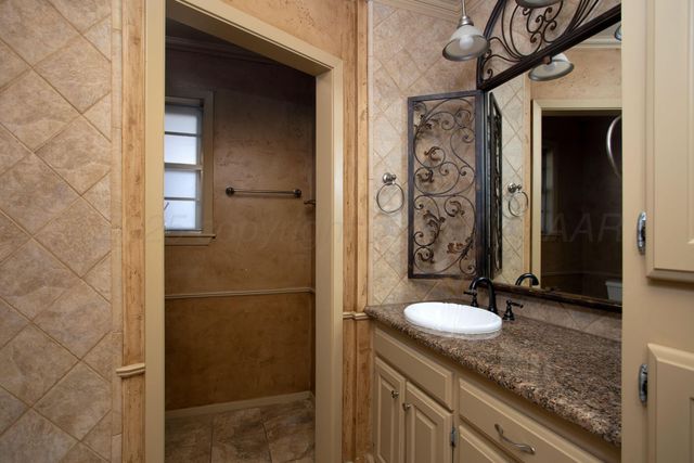 7612 SOMBRERO Drive, Amarillo, TX 79108