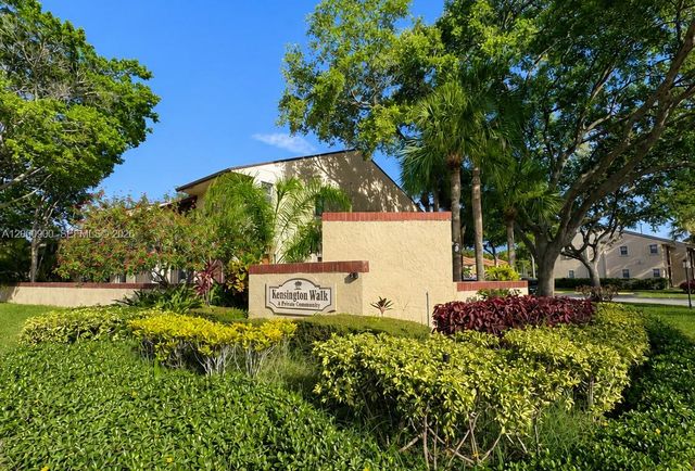 6585 Somerset Dr 103, Boca Raton, FL 33433