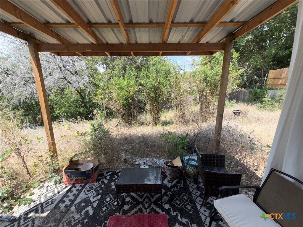 Image 12 of property listing at 903 Davie Lee Drive, Copperas Cove, TX 76522