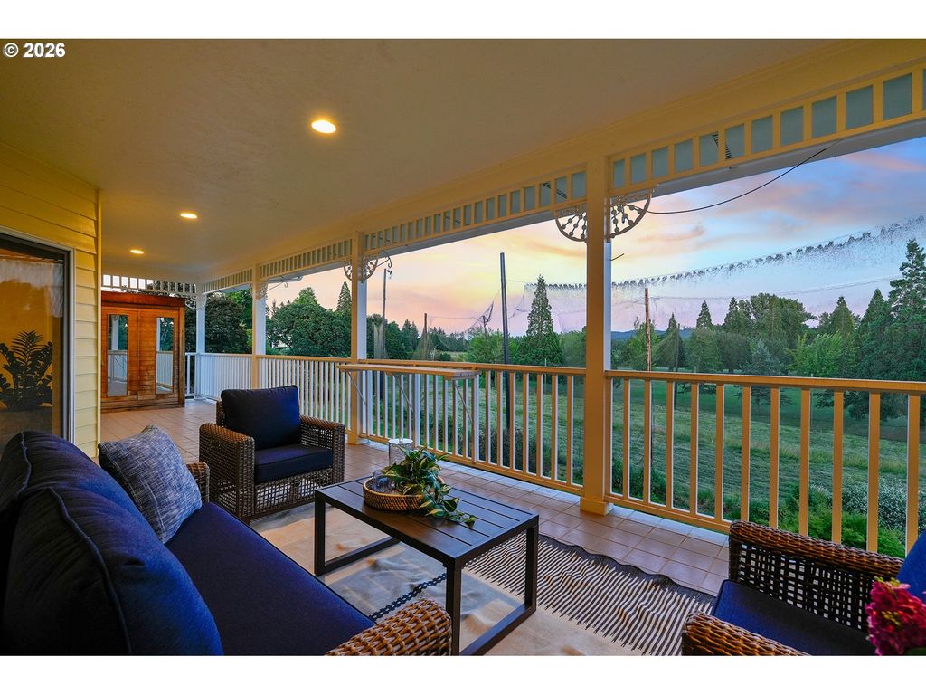Image 38 of property listing at 9595 Sw Bayou Dr, Mc Minnville, OR 97128