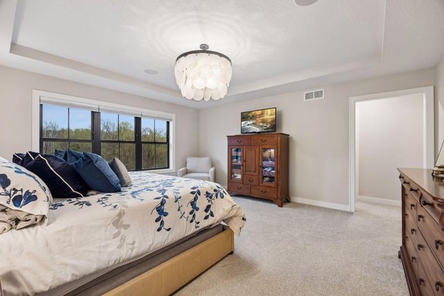 11724 Azure Lane, Inver Grove Heights, MN 55077