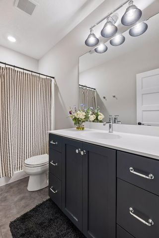 11724 Azure Lane, Inver Grove Heights, MN 55077
