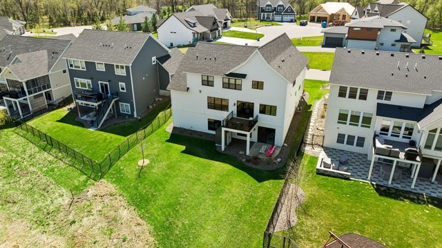 11724 Azure Lane, Inver Grove Heights, MN 55077