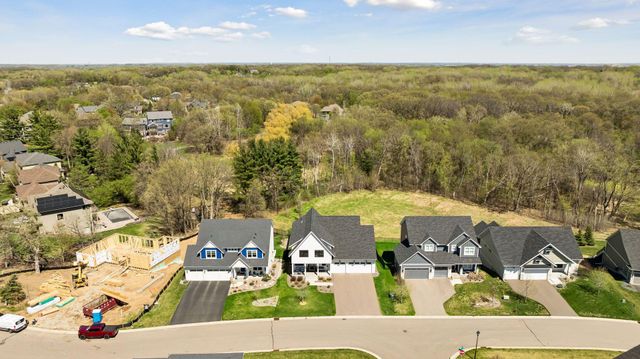 11724 Azure Lane, Inver Grove Heights, MN 55077
