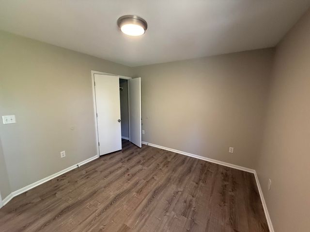 1407 GREENSBORO DR, Columbia, MO 65202