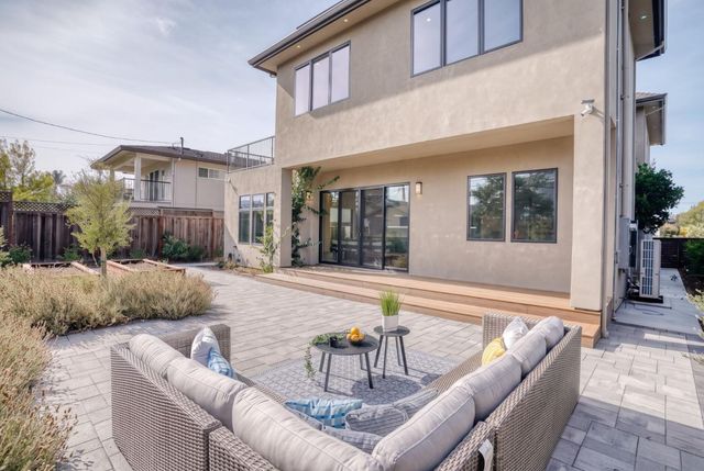 15218 Stratford Drive, San Jose, CA 95124