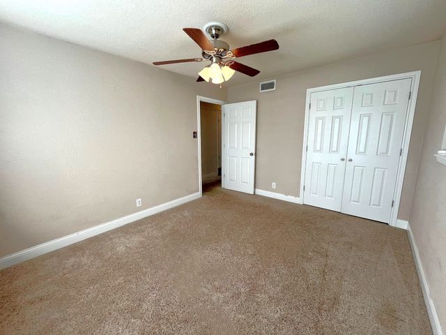 120 S Wood Avenue, Denison, TX 75020