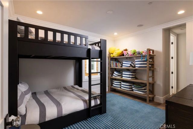 1508 E Balboa Boulevard, Newport Beach, CA 92661