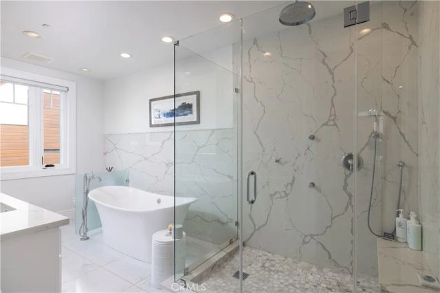 1508 E Balboa Boulevard, Newport Beach, CA 92661