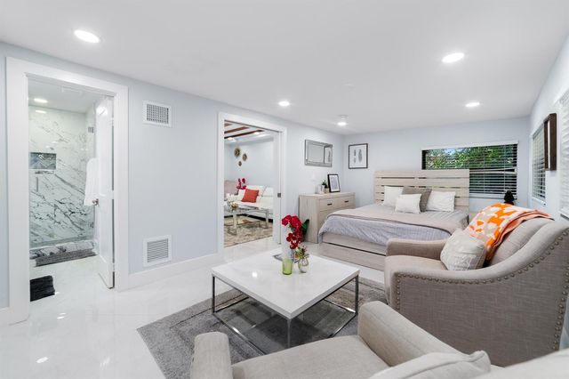324 Bamboo Road, Palm Beach Shores, FL 33404