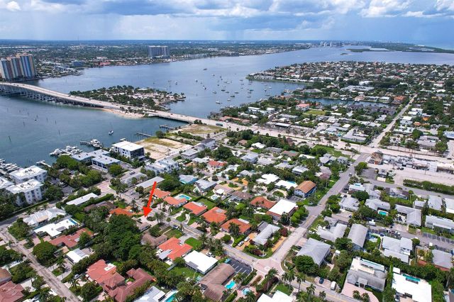 324 Bamboo Road, Palm Beach Shores, FL 33404