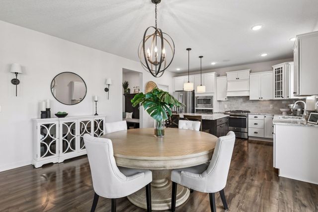 11031 Sundance Woods Boulevard, Dayton, MN 55369