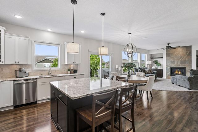 11031 Sundance Woods Boulevard, Dayton, MN 55369
