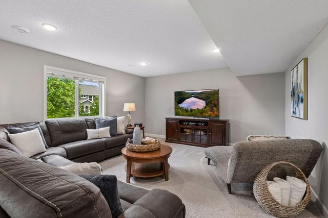 11031 Sundance Woods Boulevard, Dayton, MN 55369