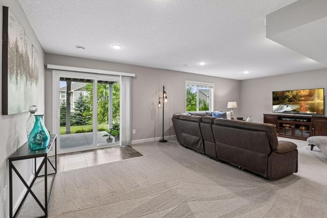 11031 Sundance Woods Boulevard, Dayton, MN 55369