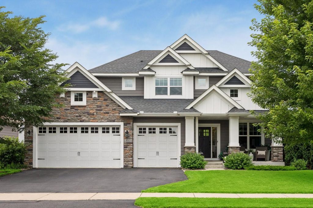 11031 Sundance Woods Boulevard, Dayton, MN 55369