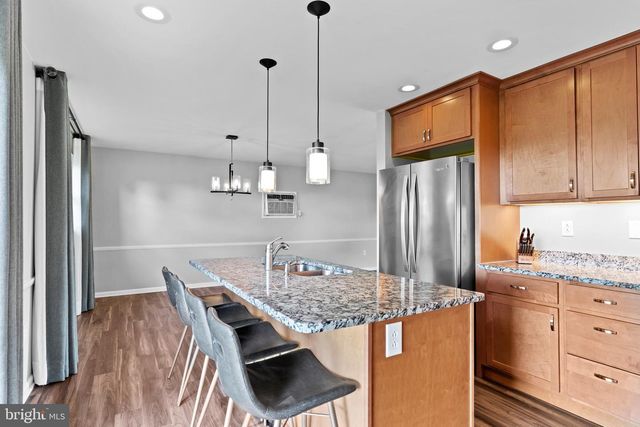 17 KENSINGTON DRIVE, Chambersburg, PA 17201