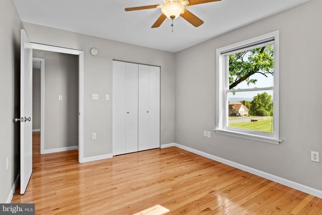 17 KENSINGTON DRIVE, Chambersburg, PA 17201