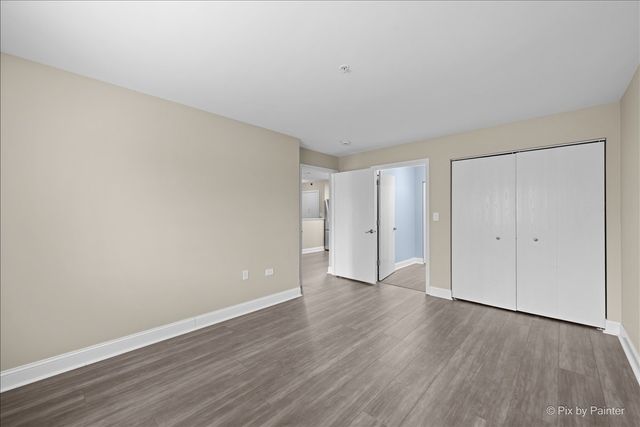 605 BARRINGTON Avenue 222, East Dundee, IL 60118