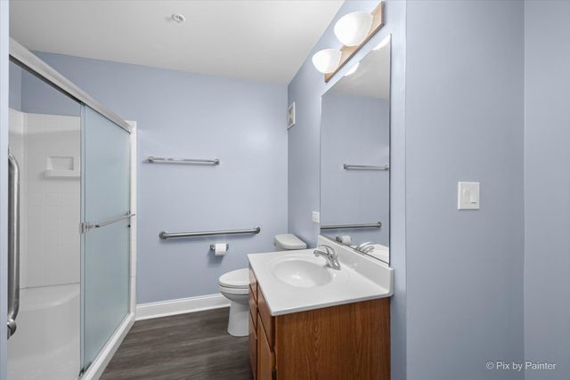 605 BARRINGTON Avenue 222, East Dundee, IL 60118