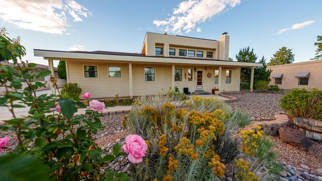 3507 Saint Andrews Drive SE, Rio Rancho, NM 87124