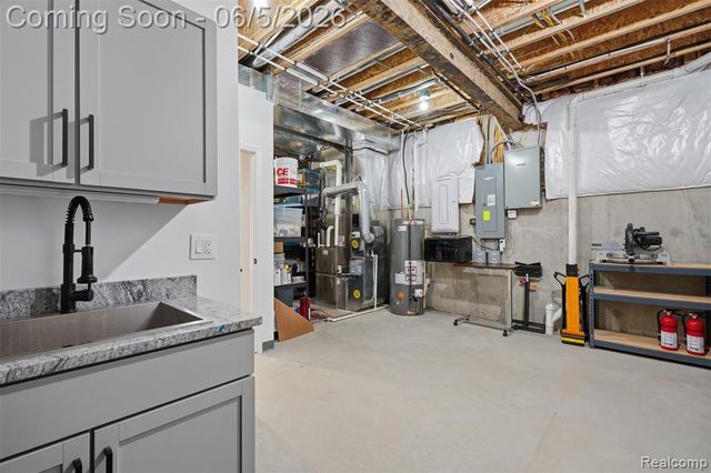 11701 Tuscany Court, Plymouth, MI 48170