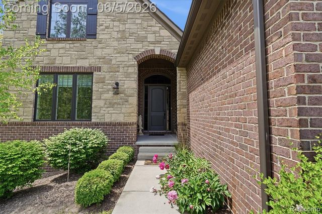 11701 Tuscany Court, Plymouth, MI 48170
