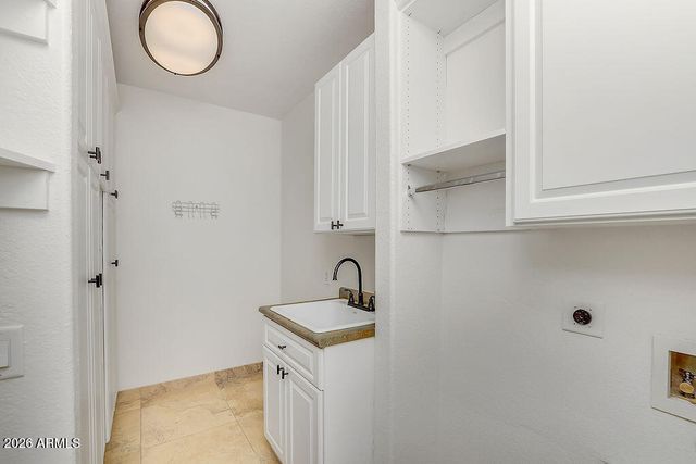 1620 E SILVERWOOD Drive, Phoenix, AZ 85048