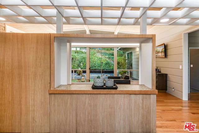 14322 Valley Vista Boulevard, Sherman Oaks, CA 91423