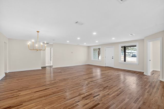 600 E Broadway St, Midland, TX 79707