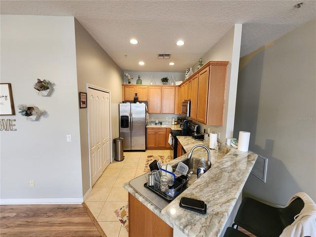 546 CLIMBING IVY COURT C, Apopka, FL 32712