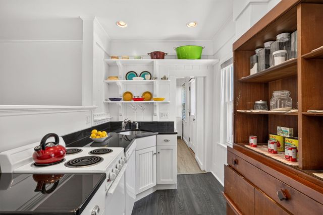 484 Commercial Street Unit 3, Provincetown, MA 02657