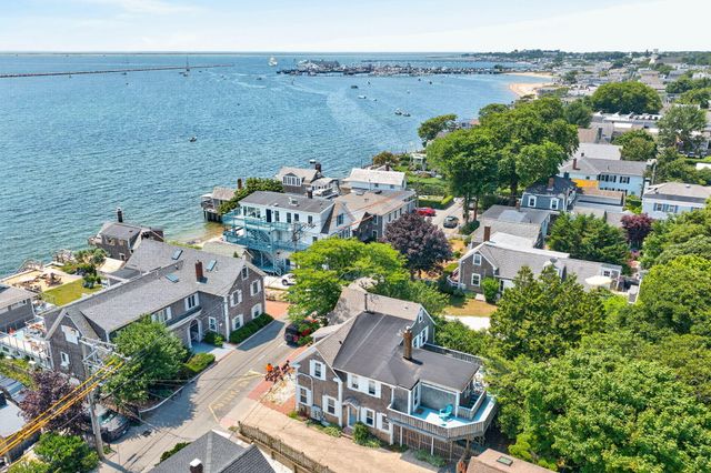484 Commercial Street Unit 3, Provincetown, MA 02657