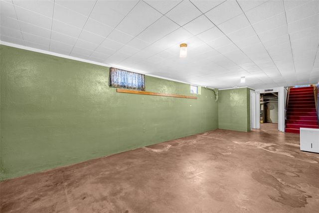 1202 S 13th Street, Kingfisher, OK 73750