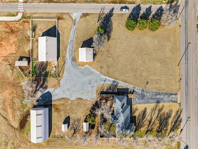 1202 S 13th Street, Kingfisher, OK 73750