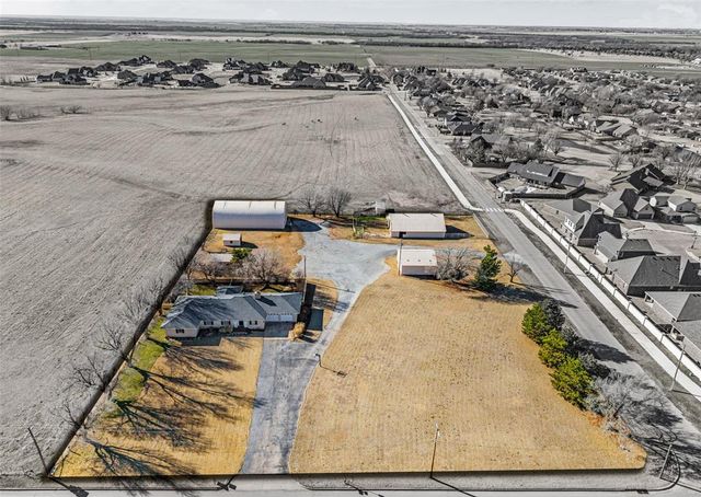 1202 S 13th Street, Kingfisher, OK 73750