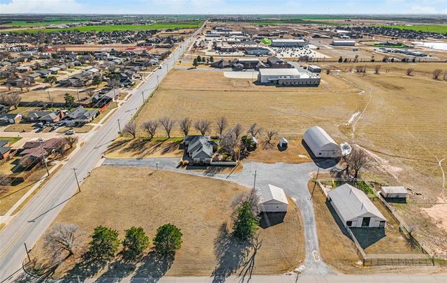 1202 S 13th Street, Kingfisher, OK 73750