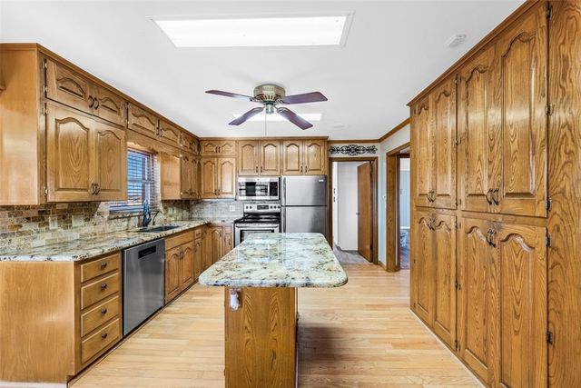 1202 S 13th Street, Kingfisher, OK 73750