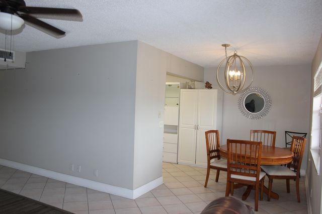 35 SOMERSET B 35, West Palm Beach, FL 33417
