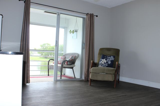 35 SOMERSET B 35, West Palm Beach, FL 33417