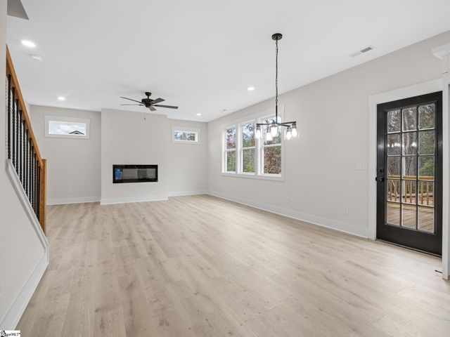 350 W River Grove Circle, Roebuck, SC 29376