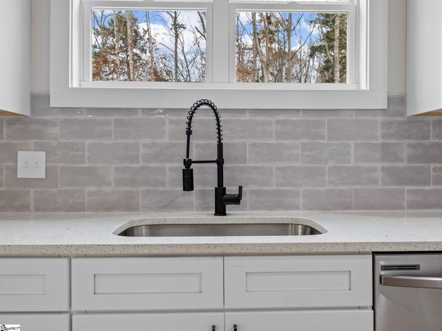 350 W River Grove Circle, Roebuck, SC 29376