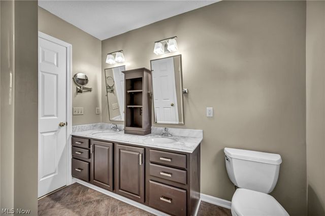 8572 Nobleman Circle NW, Massillon, OH 44646