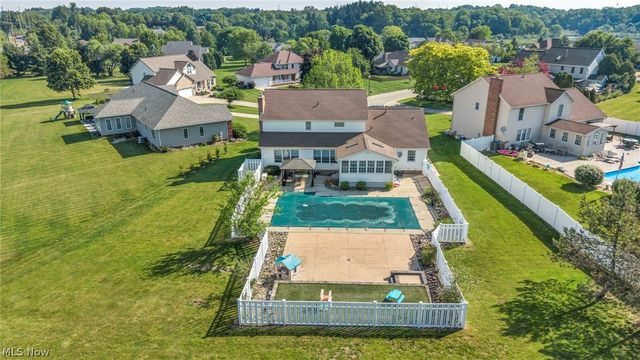 8572 Nobleman Circle NW, Massillon, OH 44646