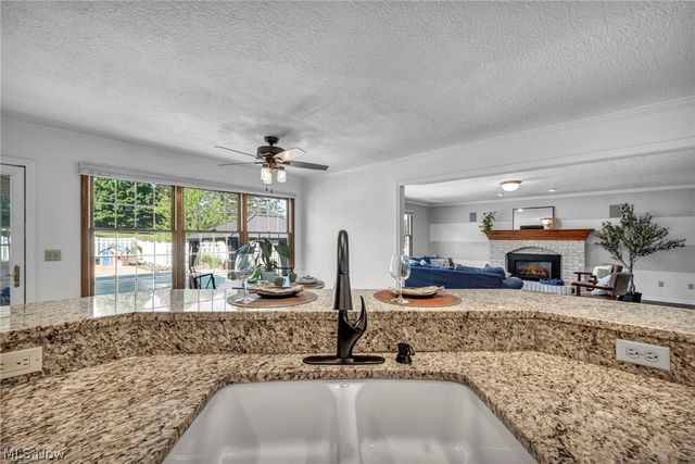 8572 Nobleman Circle NW, Massillon, OH 44646