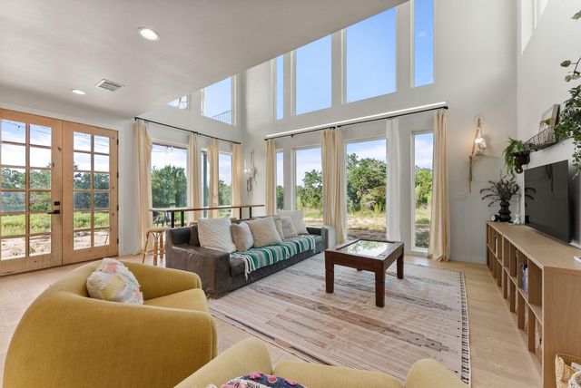 5460 Fm 2325, Wimberley, TX 78676