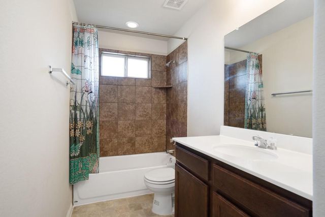 156 Triumph RD, Buda, TX 78610