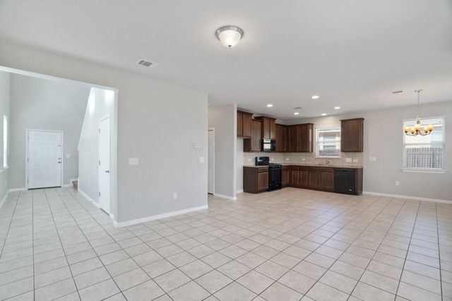 156 Triumph RD, Buda, TX 78610