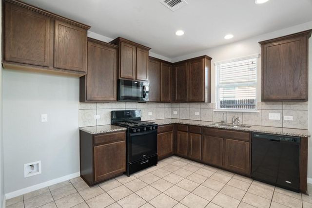 156 Triumph RD, Buda, TX 78610