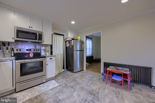 123 MURRAY AVE, West Grove, PA 19390